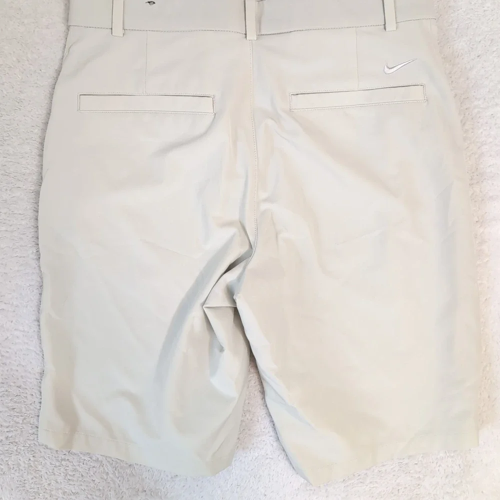 NIKE Flex‎ Beige Golf Shorts Dri Fit Standard Fit Stretchy 30x10